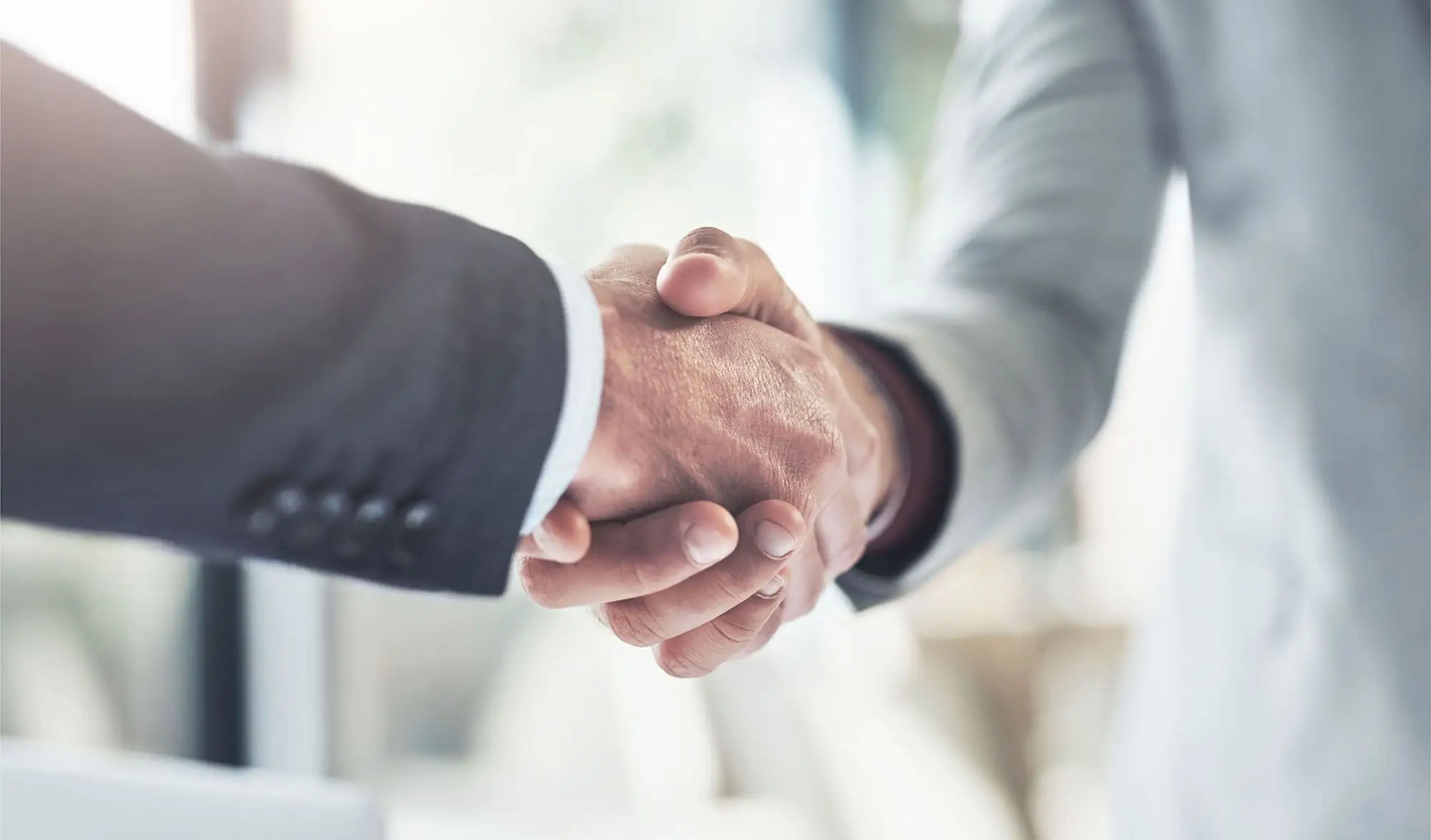 審査を通過したビジネスパートナー限定で、 大手企業のプライム案件をご紹介